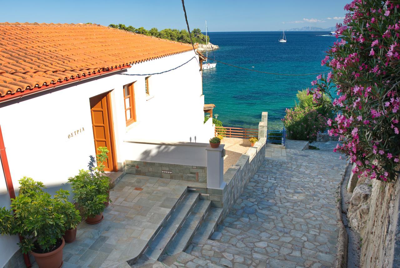 Hotel Ostria Patitírion Exterior foto